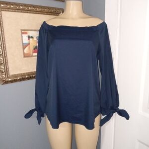 WHITE HOUSE BLACK MARKET NAVY OFF THE SHOULDER TOP SZ LG